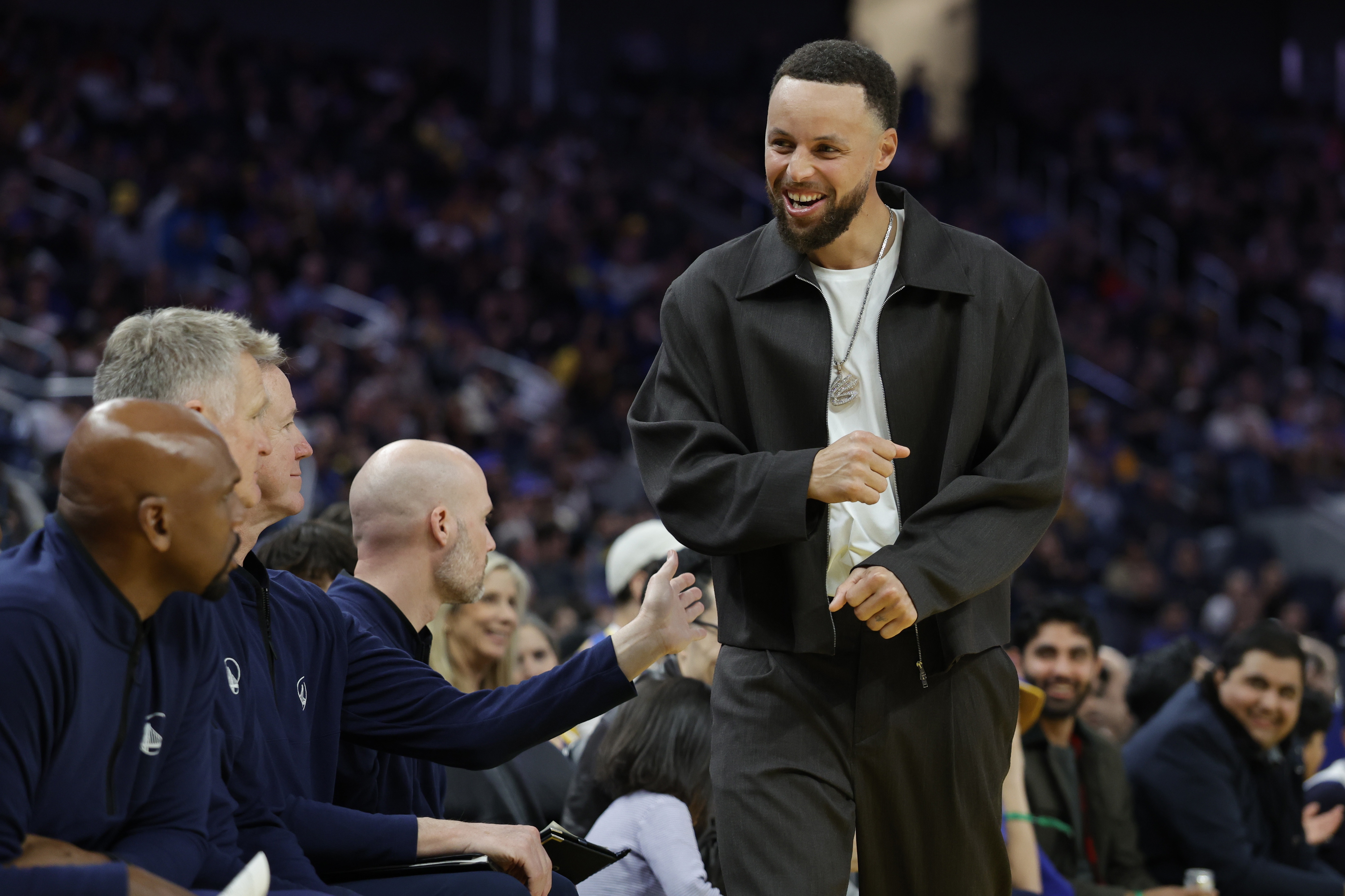 球王会体育平台-10天后再复查！Slater：勇士几乎锁在附加赛区 不着急让库里复出