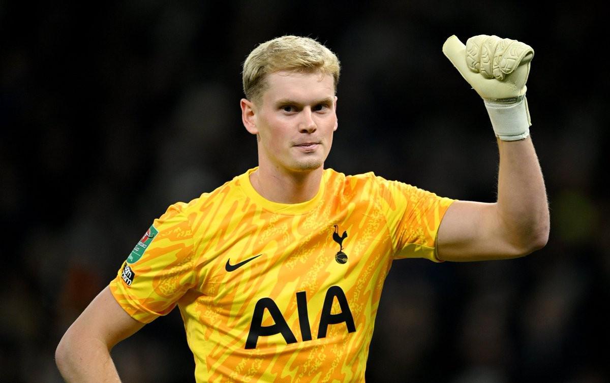 球王会体育官方网站-罗马诺：西汉姆联在关注热刺门将金斯基