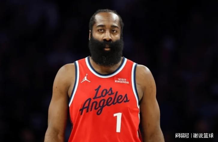 球王会体育平台-哈登屠龙自我救赎，关键时刻接管助快船升第十，两边缘小将被激活